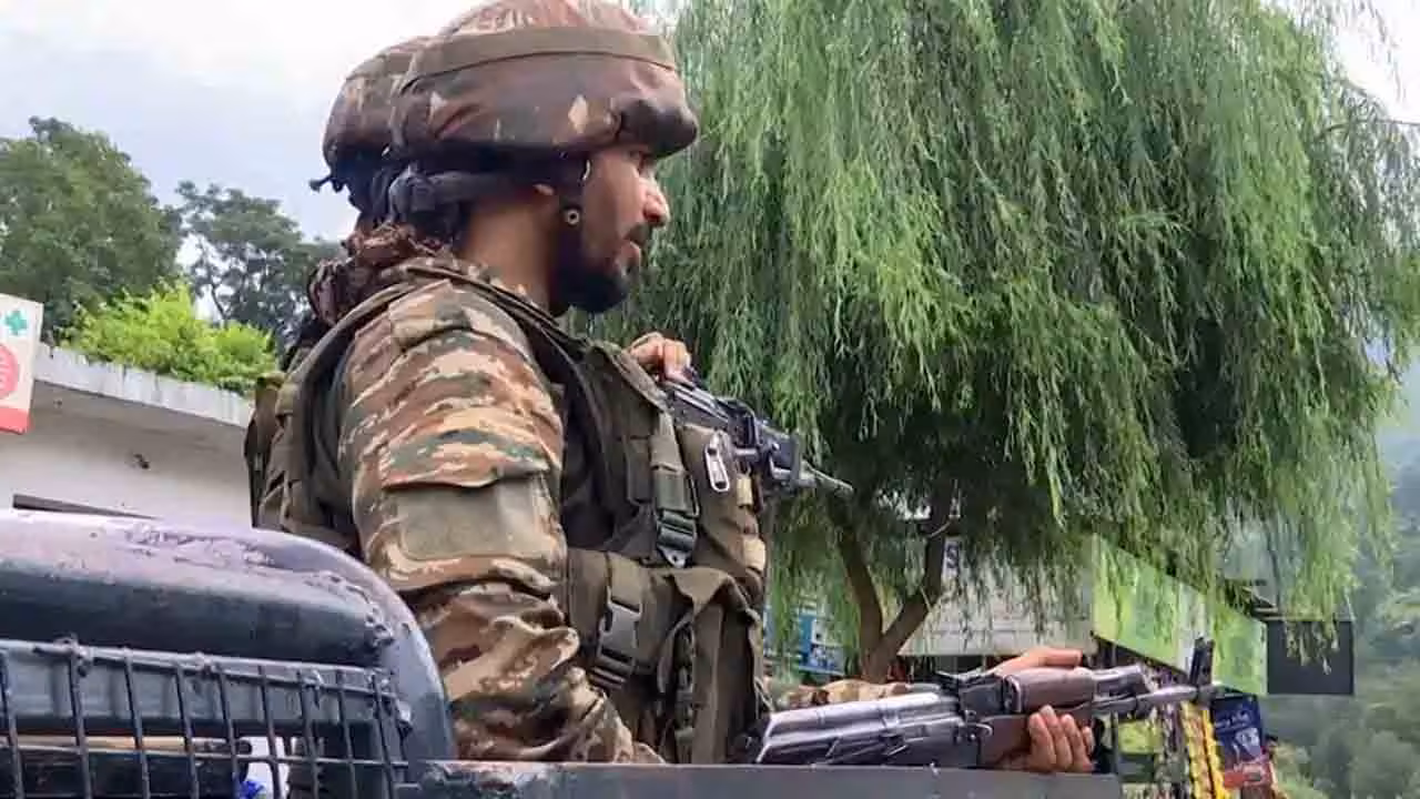 Pakistan drone | సరిహద్దు వద్ద పాక్ డ్రోన్ కలకలం.. సైన్యం అలర్ట్