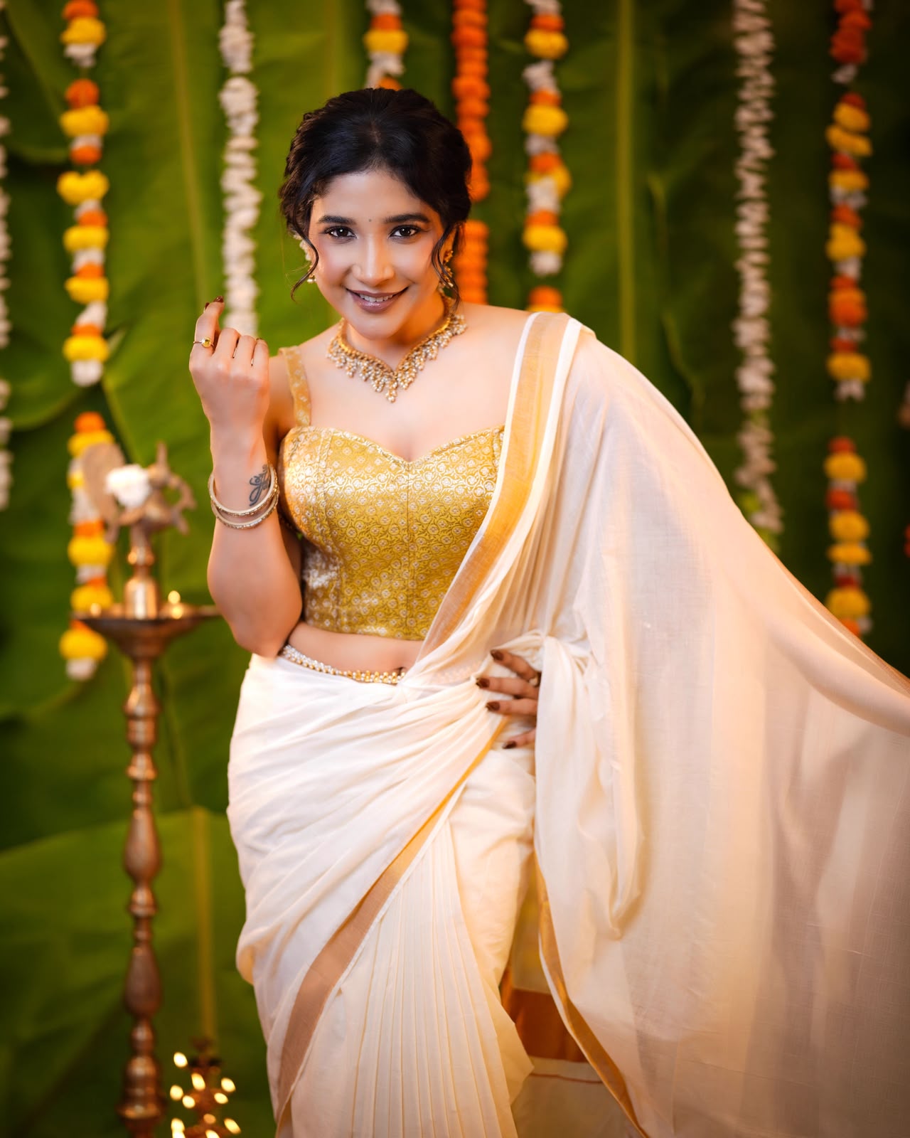 Onam 2026 | ఓనం స్పెషల్.. ట్రెడిషనల్ లుక్లో మెరిసిన తారలు - Image 11