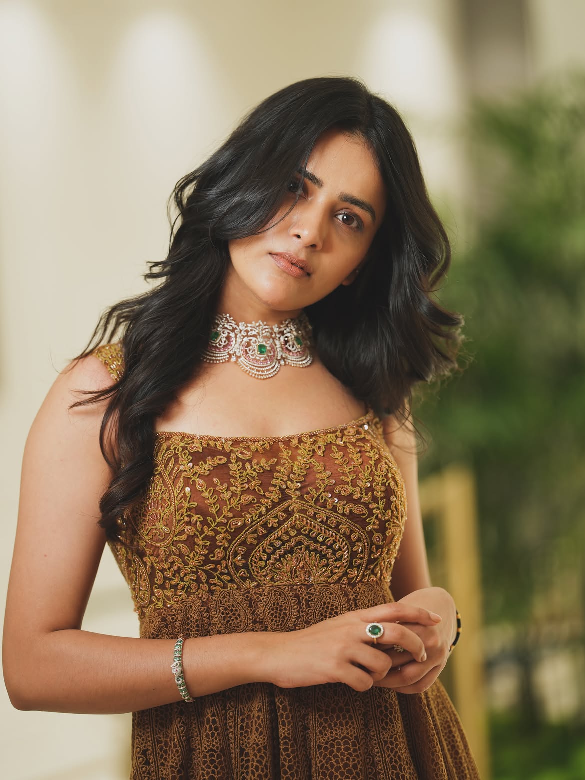 బిగ్బాస్ సీజన్ 9తో తెలుగులో ఫేమస్ అయ్యింది తనూజ. ఈ సీజన్లో ఫస్ట్ రన్నరప్గా నిలిచింది.