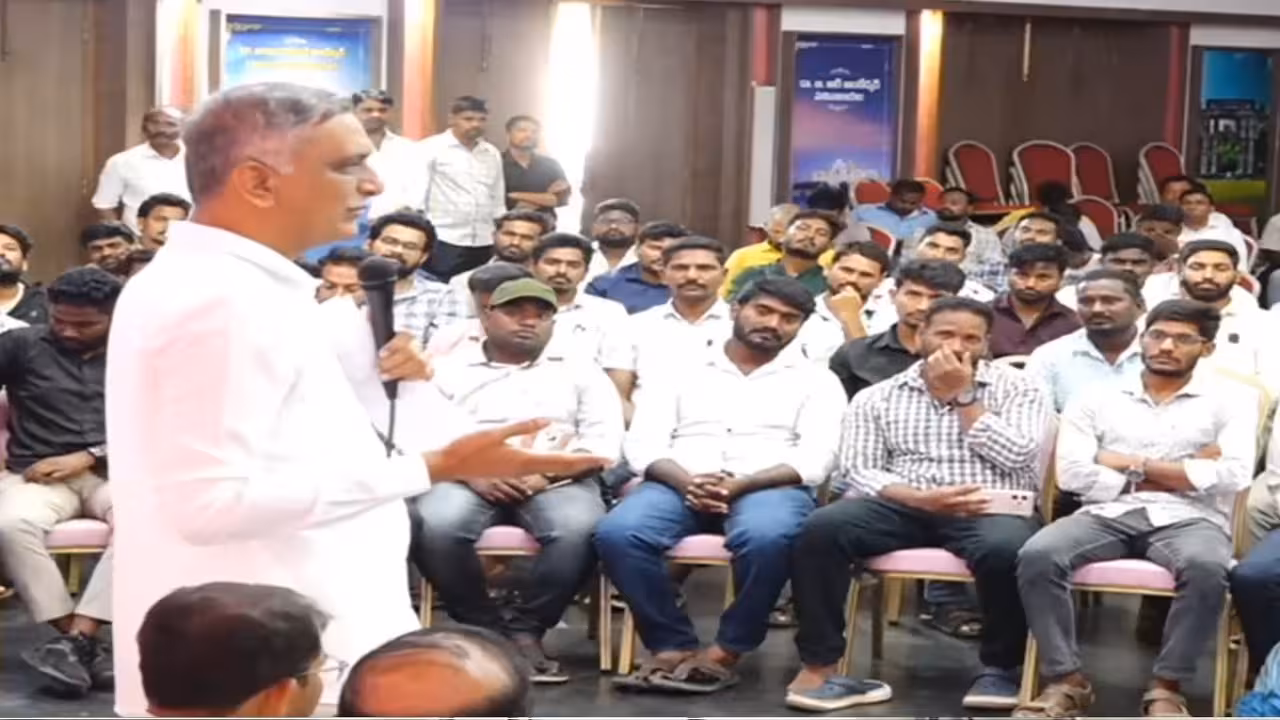 Harish Rao | 60 రూపాయలతో ఎట్ల బతుకుమంటవ్.. సర్వేయర్లు తిరగబడకముందే పిలిచి మాట్లాడు