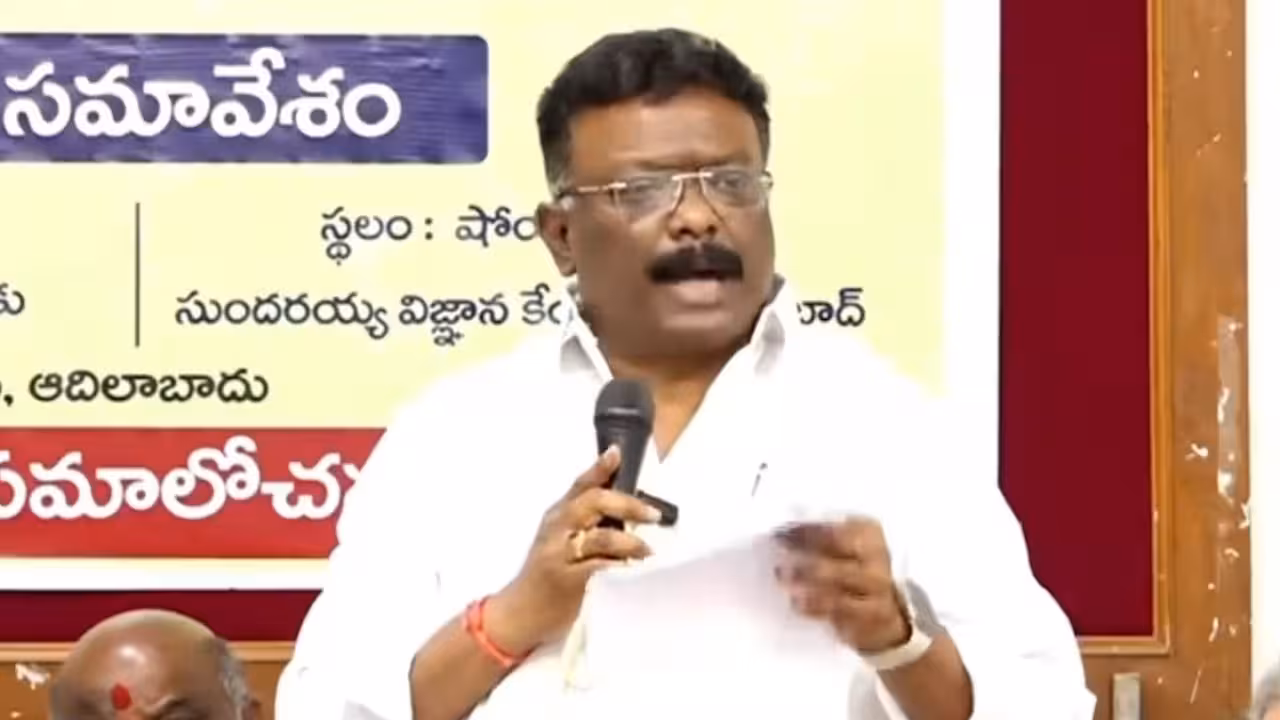 Dasoju Sravan | ఆదిలాబాద్ సీసీఐని అదానీకి కట్టబెట్టే కుట్ర: దాసోజు శ్రవణ్