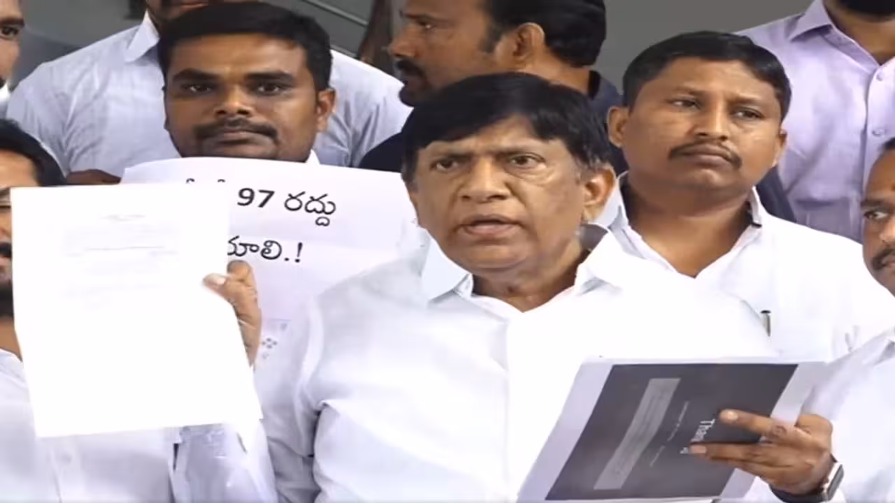 Vinod Kumar | పాలిటెక్నిక్ విద్యనే వద్దట.. అది చెప్పడానికి అసలు ఆకునూరి మురళి ఎవరు?