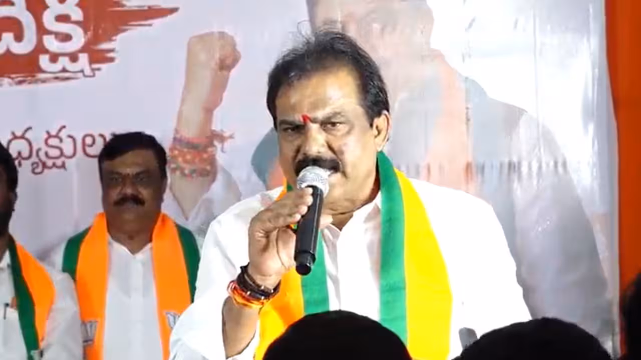 Payal Shankar | విద్యార్థుల తల్లిదండ్రుల ఆవేదన రేవంత్కు కనిపిస్తలేదా?: ఎమ్మెల్యే పాయల్ శంకర్