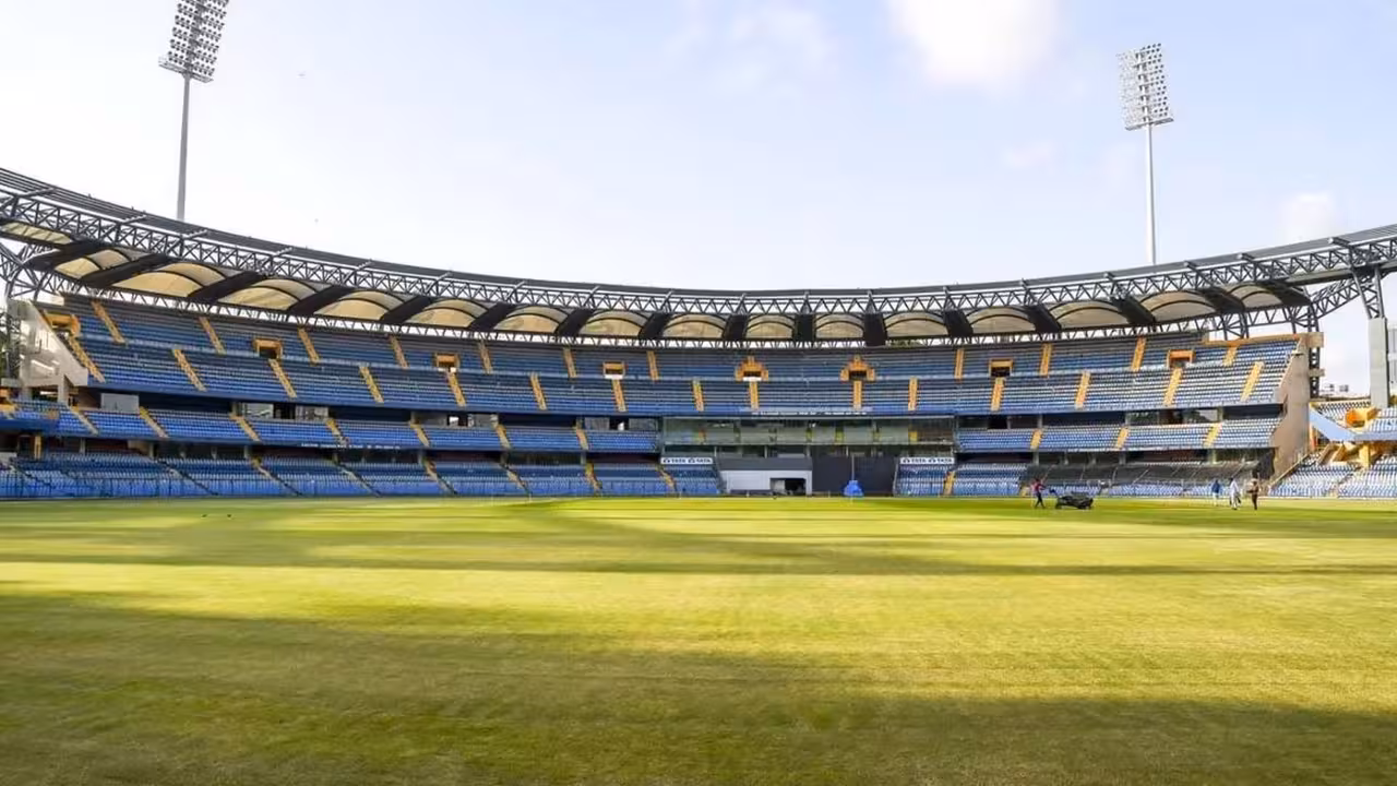 World level Cricket Stadium in Hyderabad | హైదరాబాద్కు మరో అరుదైన గౌరవం.. ప్రపంచంలోనే అతిపెద్ద క్రికెట్ స్టేడియం ఏర్పాటు