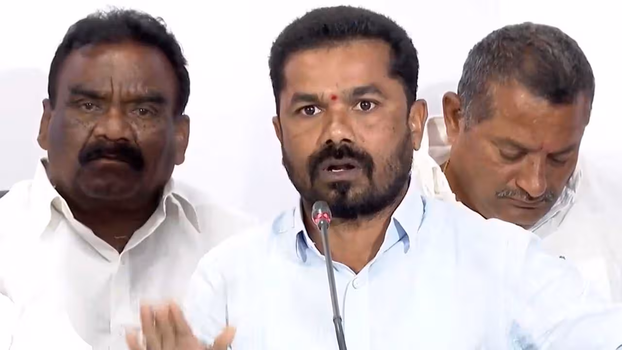 Vedma Bojju| పిల్ల కాకి కొండా సుష్మిత మాట్లాడిన మాటలు కావవి.. కొండా సురేఖ మాటలే