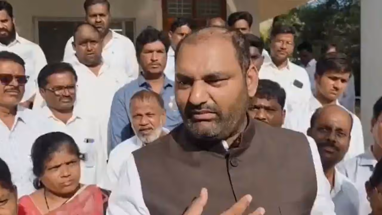 MLA Anirudh Reddy | కోమటిరెడ్డి రాజగోపాల్ రెడ్డి మండే అగ్నిపర్వతం : ఎమ్మెల్యే అనిరుధ్ రెడ్డి