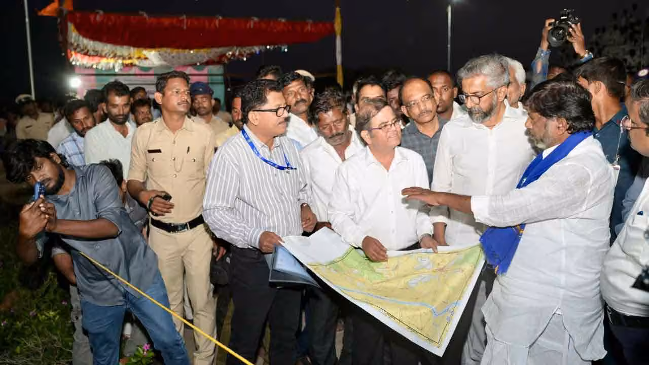 Bhatti Vikramarka | దేవదుర్గ గనిలో పెద్ద ఎత్తున బంగారం.. వెలికి తీయాలని డిప్యూటీ సీఎం భట్టి ఆదేశం