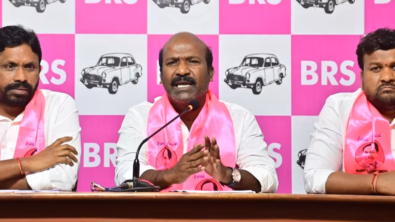 Chirumarthy Lingaiah | కాంగ్రెస్ను డస్ట్ బిన్లో వేసేందుకు ప్రజలు రెడీగా ఉన్నరు