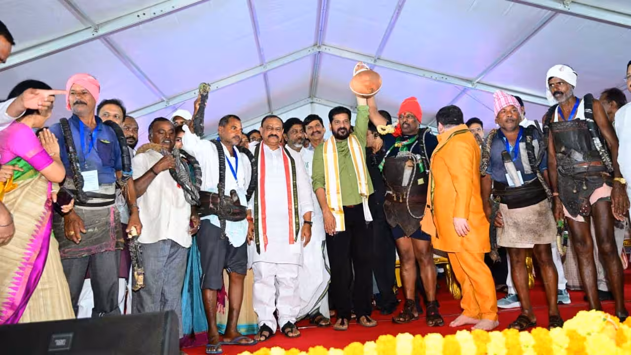 CM Revanth Reddy | కులవృత్తులను కొనసాగించండి.. సీఎం రేవంత్ పిలుపు