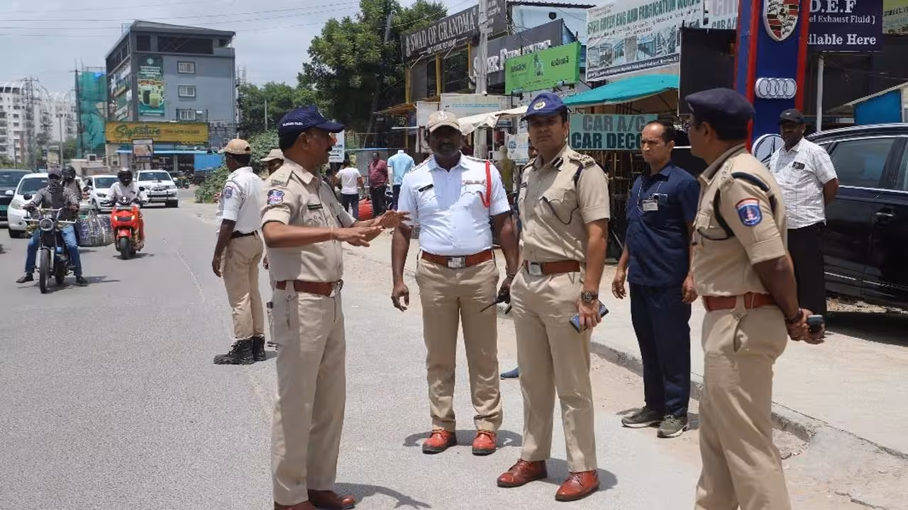 Cyberabad Traffic Update New U-Turns and Changes in Khajaguda