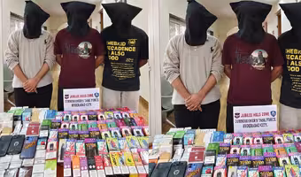 Illegal E-Cigarettes Hyderabad | బంజారాహిల్స్‌లో ఈ-సిగరెట్లు, నిషేధిత విదేశీ సిగరెట్ల దందా.. తక్కువ ధరకు తెచ్చి, సిటీలో భారీ రేట్లకు విక్రయం