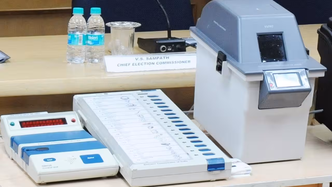 EVM Manipulation | ఈవీఎం హ్యాకింగ్ సాధ్యమేనా? నెట్టింట Form 17C వైరల్