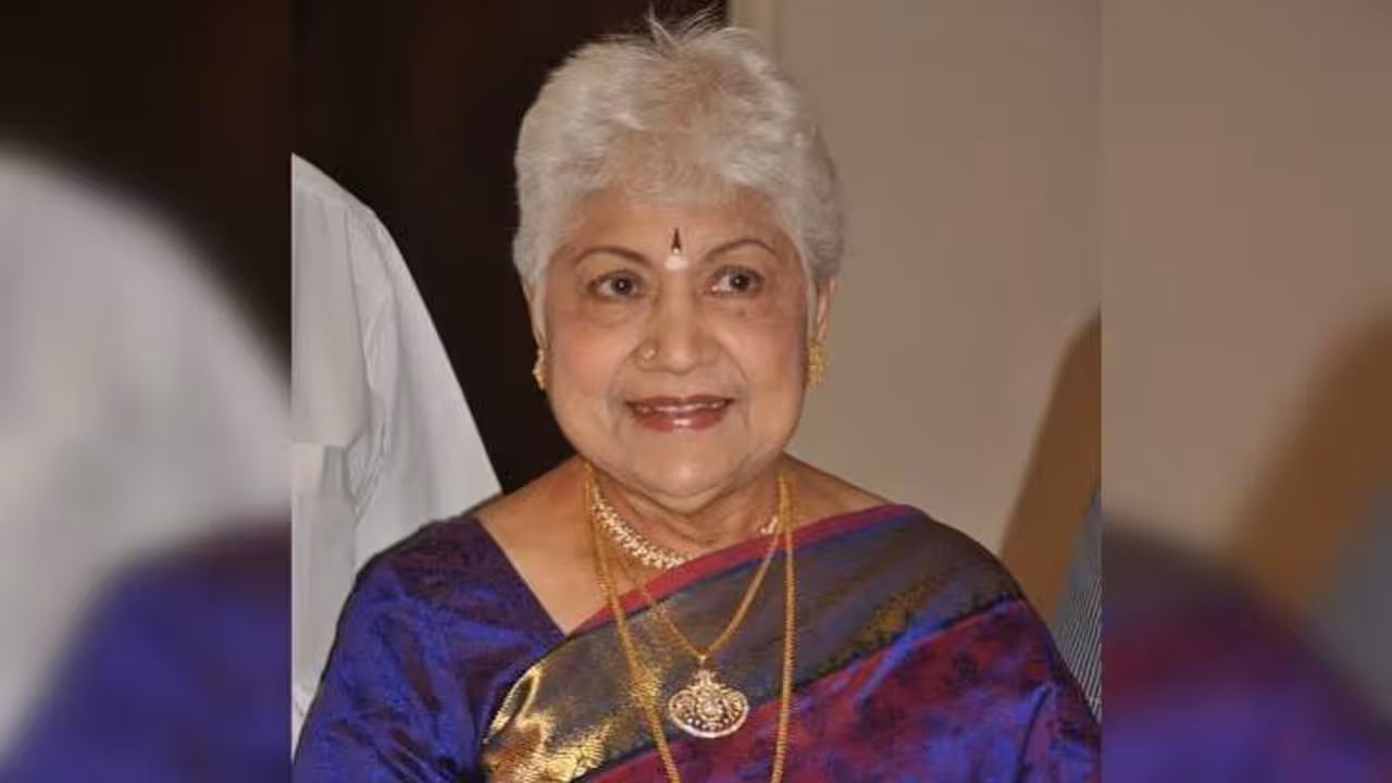 Sowcar Janaki | దిగ్గజ నటి షావుకారు జానకి కన్నుమూత – రెండు వందల తెలుగు సినిమాల్లో హీరోయిన్గా!
