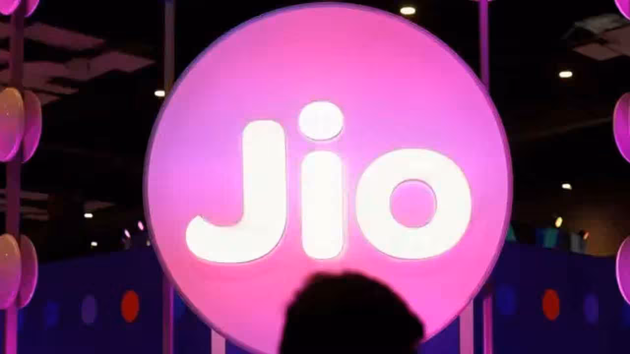 Reliance Jio | జియో బంపర్ ఆఫర్.. కొత్త ప్లాన్లో ఏడాదిపాటు అన్ని ఓటీటీలు ఫ్రీ..