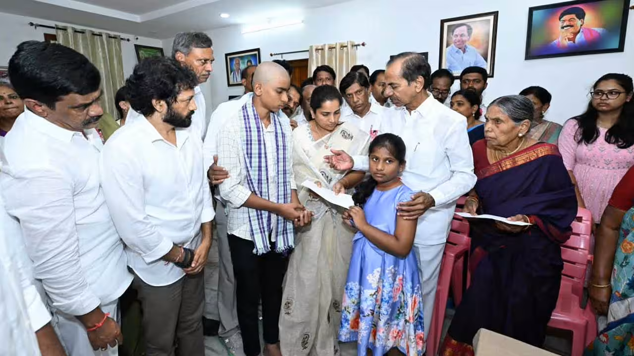 KCR | ‘పెద్ది’ కుటుంబ సభ్యులకు కేసీఆర్ పరామర్శ