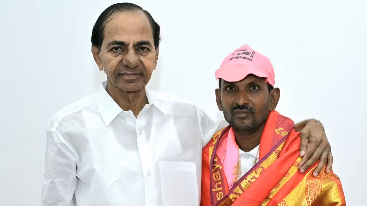 Two Tribal Fans Walk 300km to Meet KCR in Erravelli