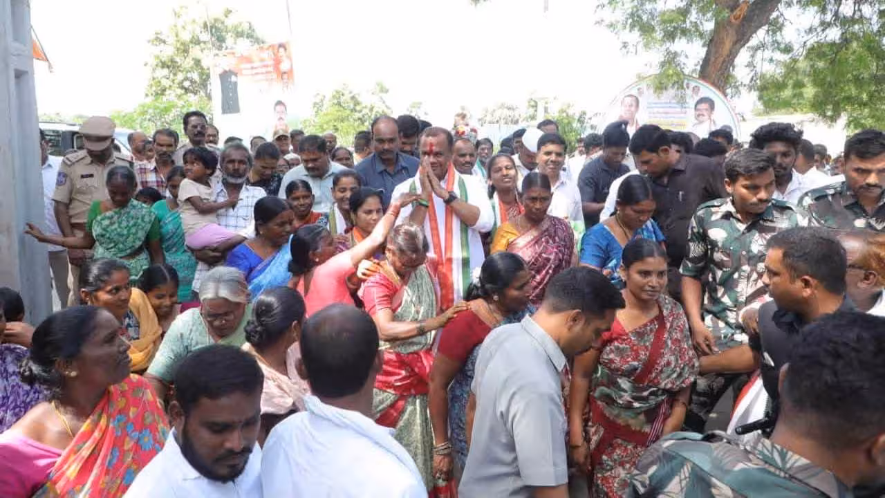 Komatireddy Venkatreddy | వచ్చే ఎన్నికల్లో గెలిపిస్తానంటేనే పోటీ చేస్తా : మంత్రి కోమటిరెడ్డి