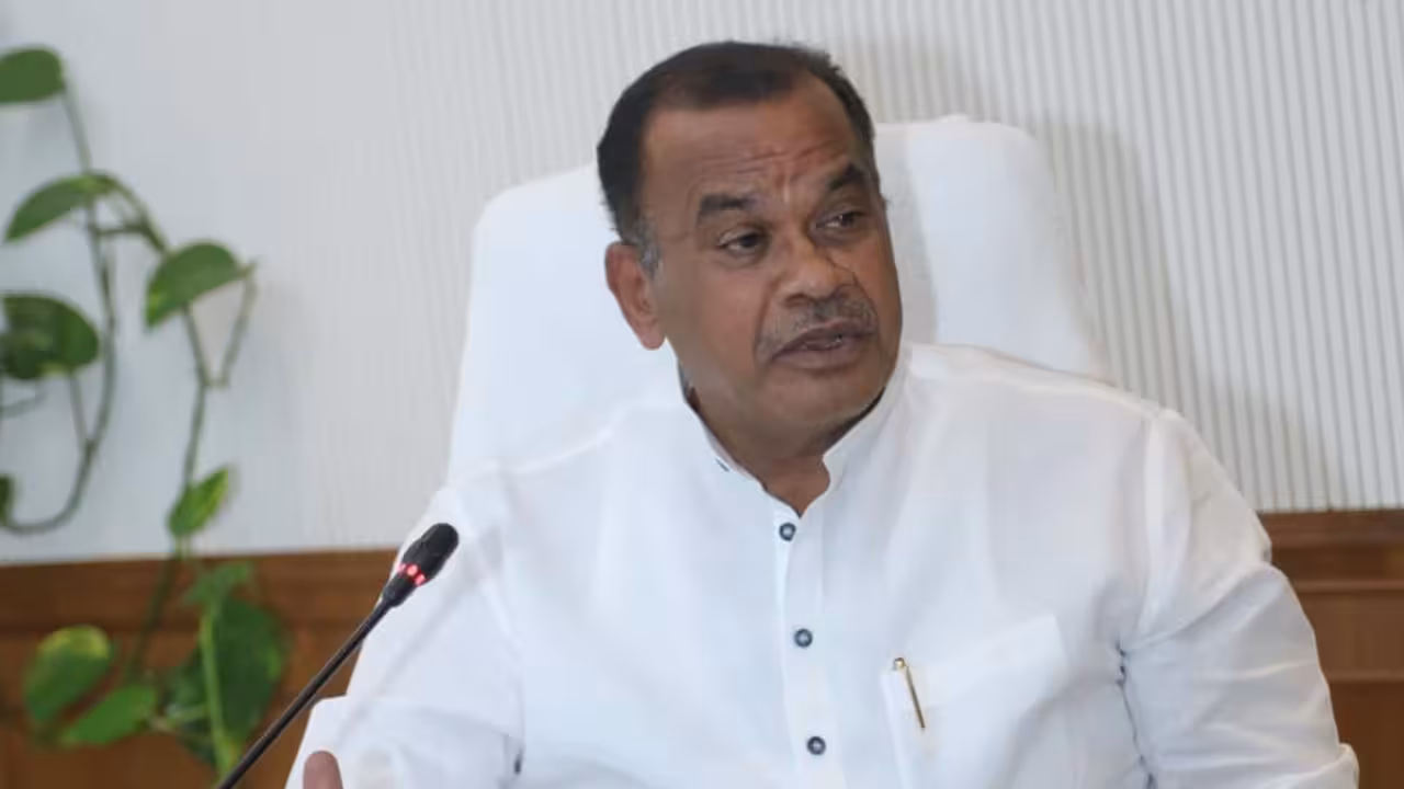 Uppal Elevated Corridor | ఉప్పల్ ఎలివేటెడ్ కారిడార్ ఇంకెప్పుడు పూర్తవుతుంది : ఏజెన్సీపై మంత్రి కోమటిరెడ్డి సీరియస్