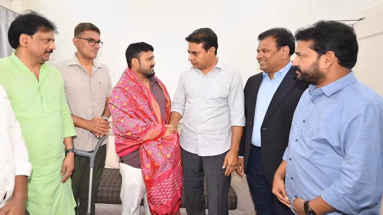 KTR | రహ్మత్ పాషాను అభినందించిన కేటీఆర్