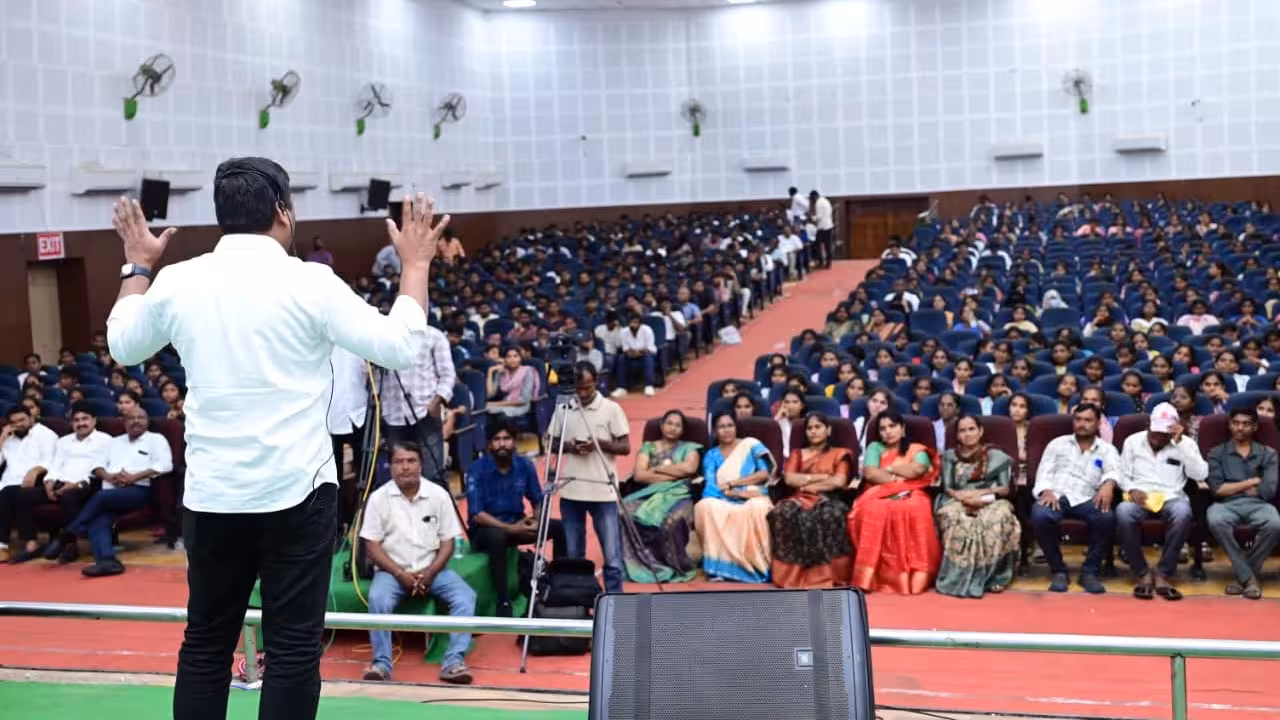 Teenmar Mallanna Urges Gen-Z to Enter Politics Announces Statewide Padayatra