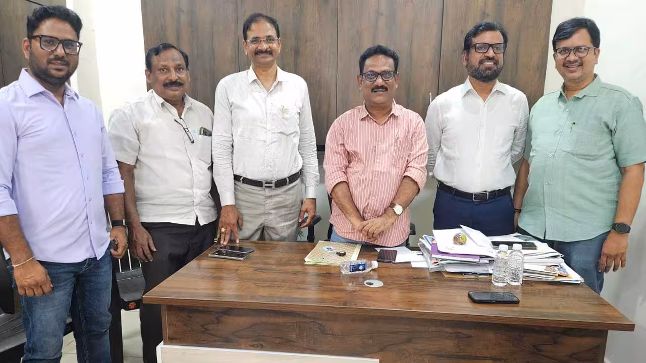 HJHSJAC | జర్నలిస్టుల ఇళ్ల స్థలాల ప్రక్రియను పూర్తి చేయండి