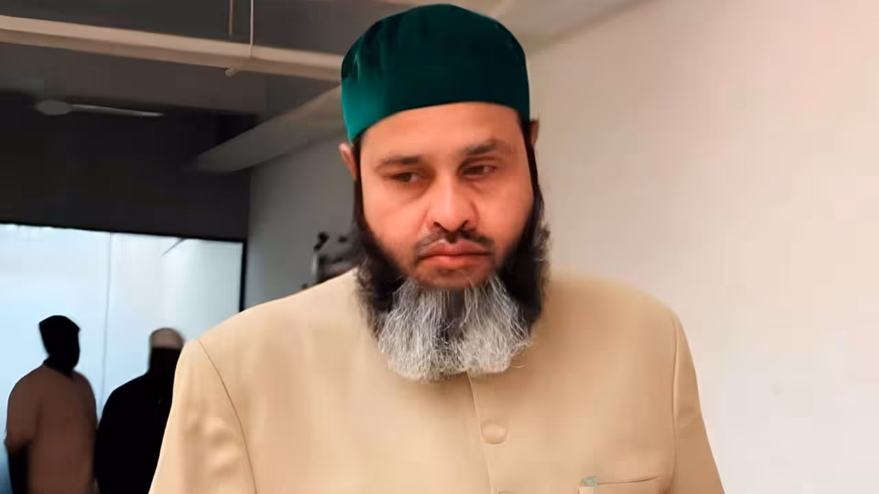 Mirza Rahmat Baig | మైనర్ బాలికపై లైంగికదాడి ఆరోపణలు.. ఎమ్మెల్సీ మీర్జా రహ్మత్ బేగ్పై ఎంఐఎం వేటు