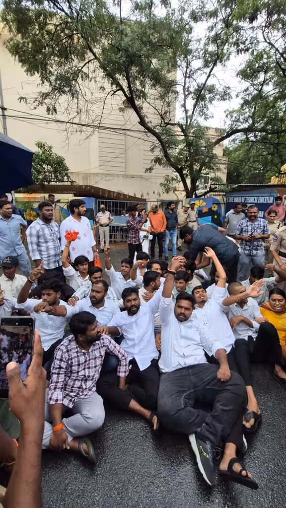 ABVP Protest at SBTET Hyderabad Against GO 97 and Shakti Scheme