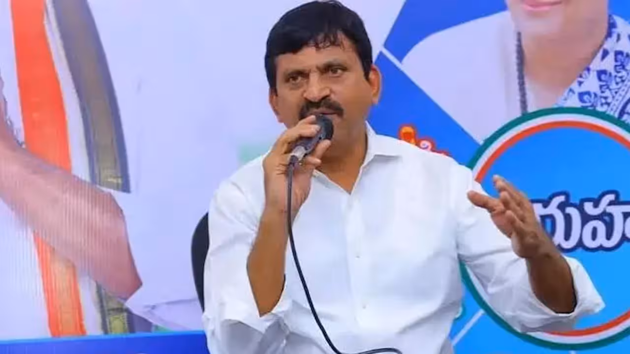 Telangana 22A Lands | భూయజమానులు ఆఫీసుల చుట్టూ తిరిగే పరిస్థితి రావొద్దు
