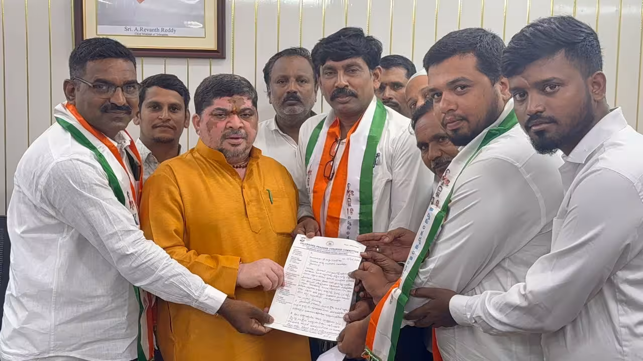 Ponnam Prabhakar | ఎలక్ట్రిక్ ఆటోలు నడుపనున్న ఆర్టీసీ.. అది దుష్ప్రచారమేనన్న మంత్రి పొన్నం ప్రభాకర్