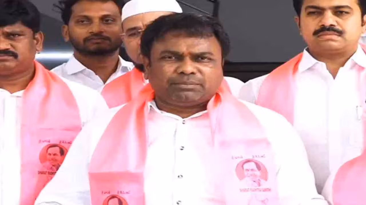 Rakesh Kumar | విలువైన పాలిటెక్నిక్ కాలేజీల భూముల కోసమే జీవో 97 : చిరుమళ్ల రాకేశ్ కుమార్