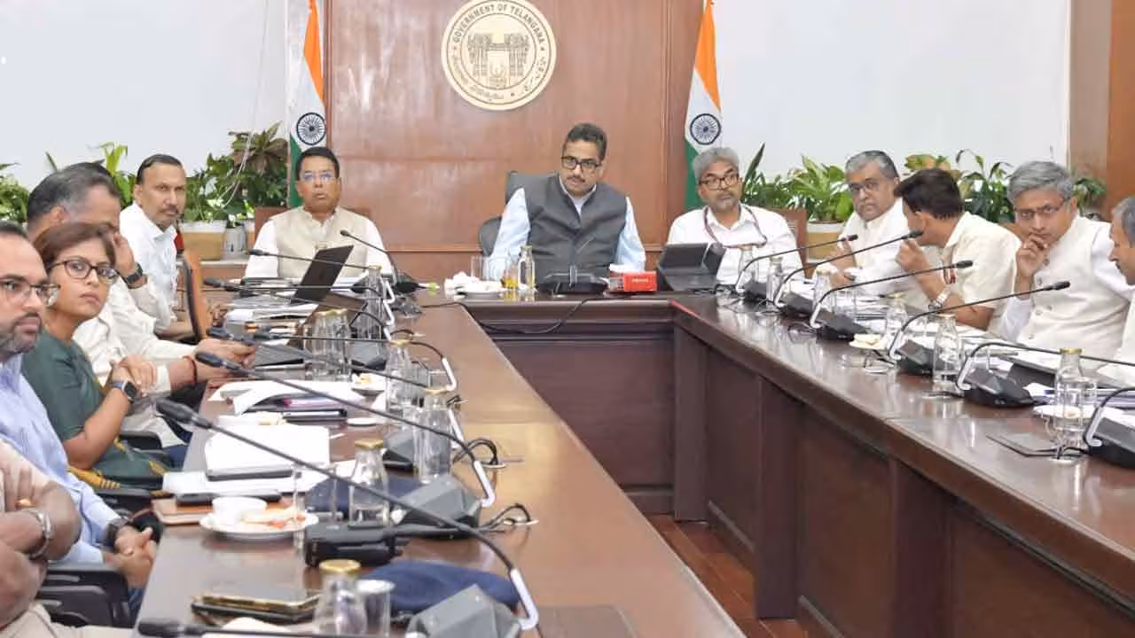 SCR | 17 రైల్వే ప్రాజెక్టులకు డీపీఆర్లు.. 2023 కి.మీ. మేర విస్తరణ