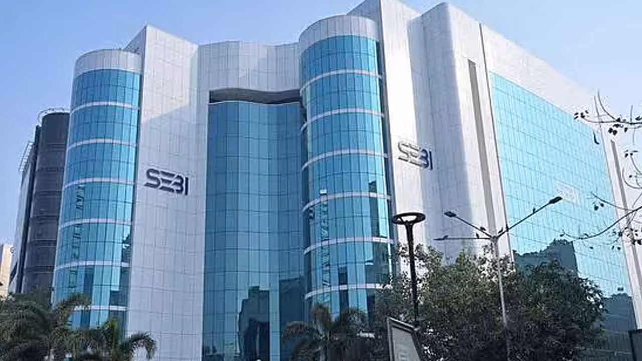 Sensex | రూ.1 లక్ష పెట్టుబడికి రూ.44 లక్షల లాభం.. ఎఫ్ అండ్ వో క్లోజింగ్ ఆక్షన్ సెషన్ మాయ..
