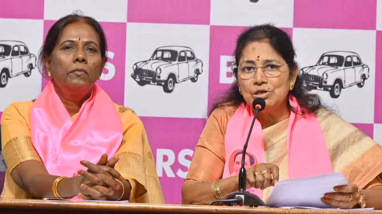 Gongidi Sunitha | రేవంత్ రెడ్డి సీఎంగా, హోం, ఎడ్యుకేషన్ మినిస్టర్గా ఫెయిల్