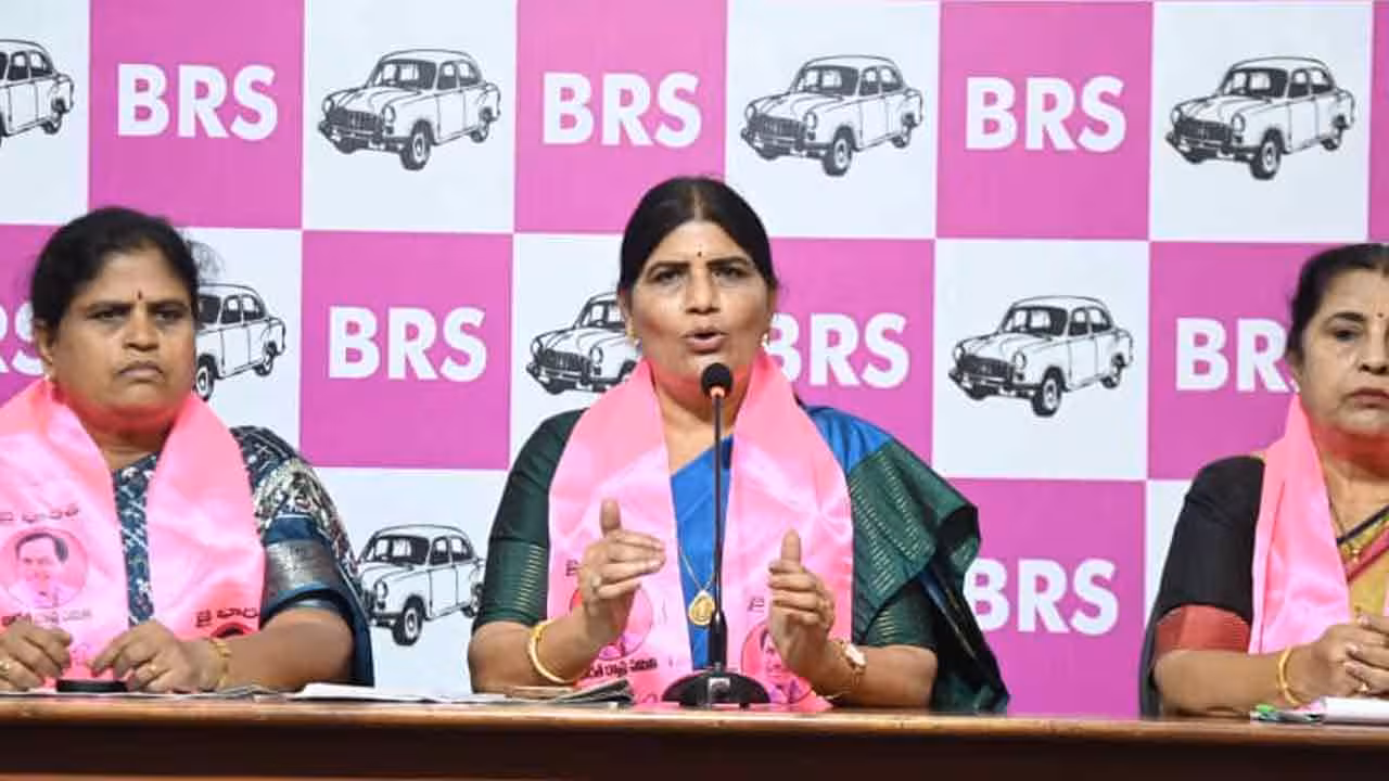 Sumitra Anand | ఇందిరమ్మ రాజ్యంలో మహిళలకు రక్షణేది..? : సుమిత్రానంద్