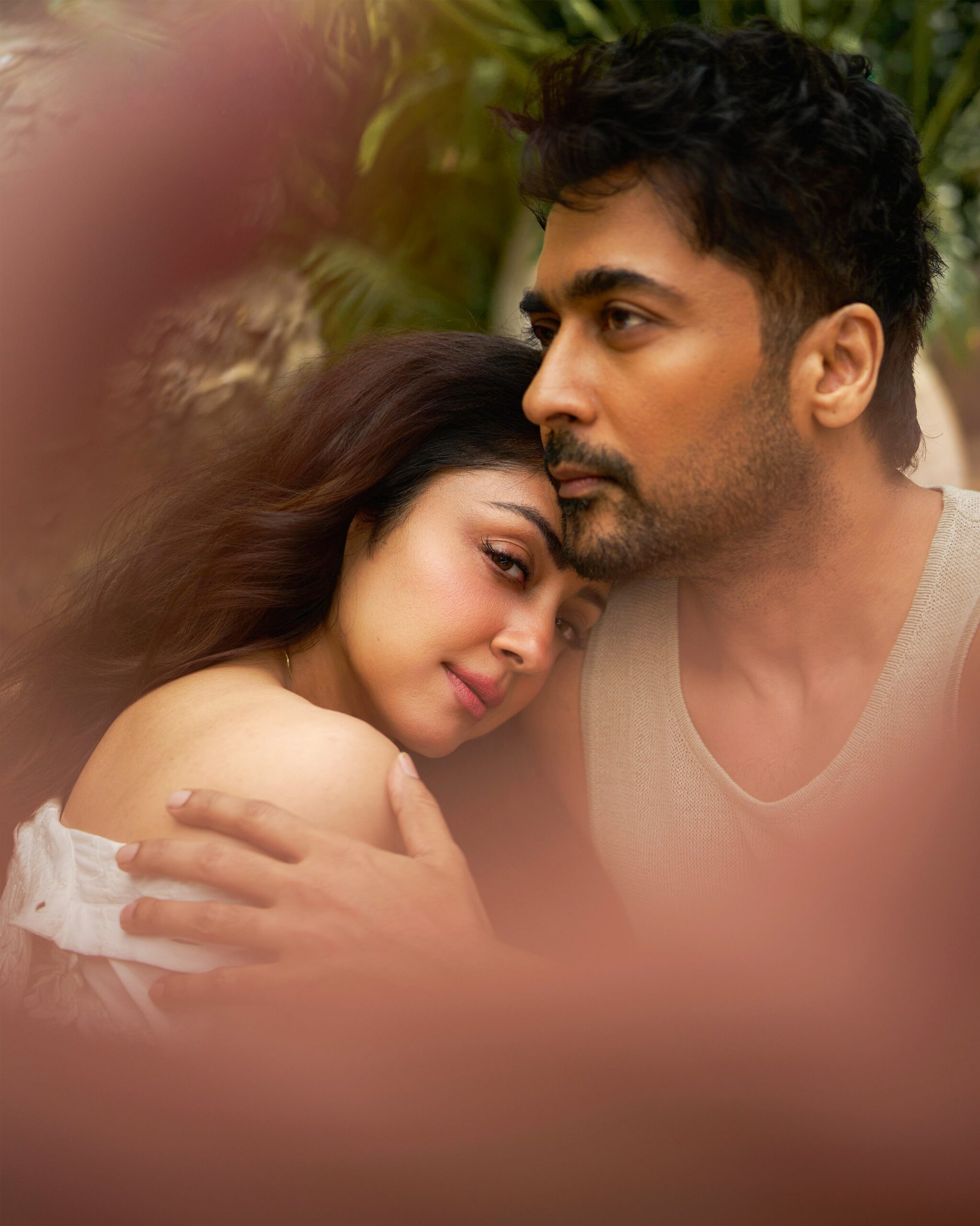 Suriya | జ్యోతికతో సూర్య ఫొటోషూట్ – పెళ్లై ఇరవై ఏళ్లయ్యిందంటే నమ్మలేకపోతున్నామంటూ ఫ్యాన్స్ కామెంట్స్ - Image 6