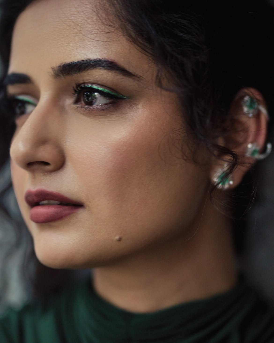 Ashika Ranganath | స్ట్రైప్స్ సారీలో ఆషికా రంగనాథ్.. అందంతో చూపు తిప్పుకోనివ్వడం లేదుగా..! - Image 14