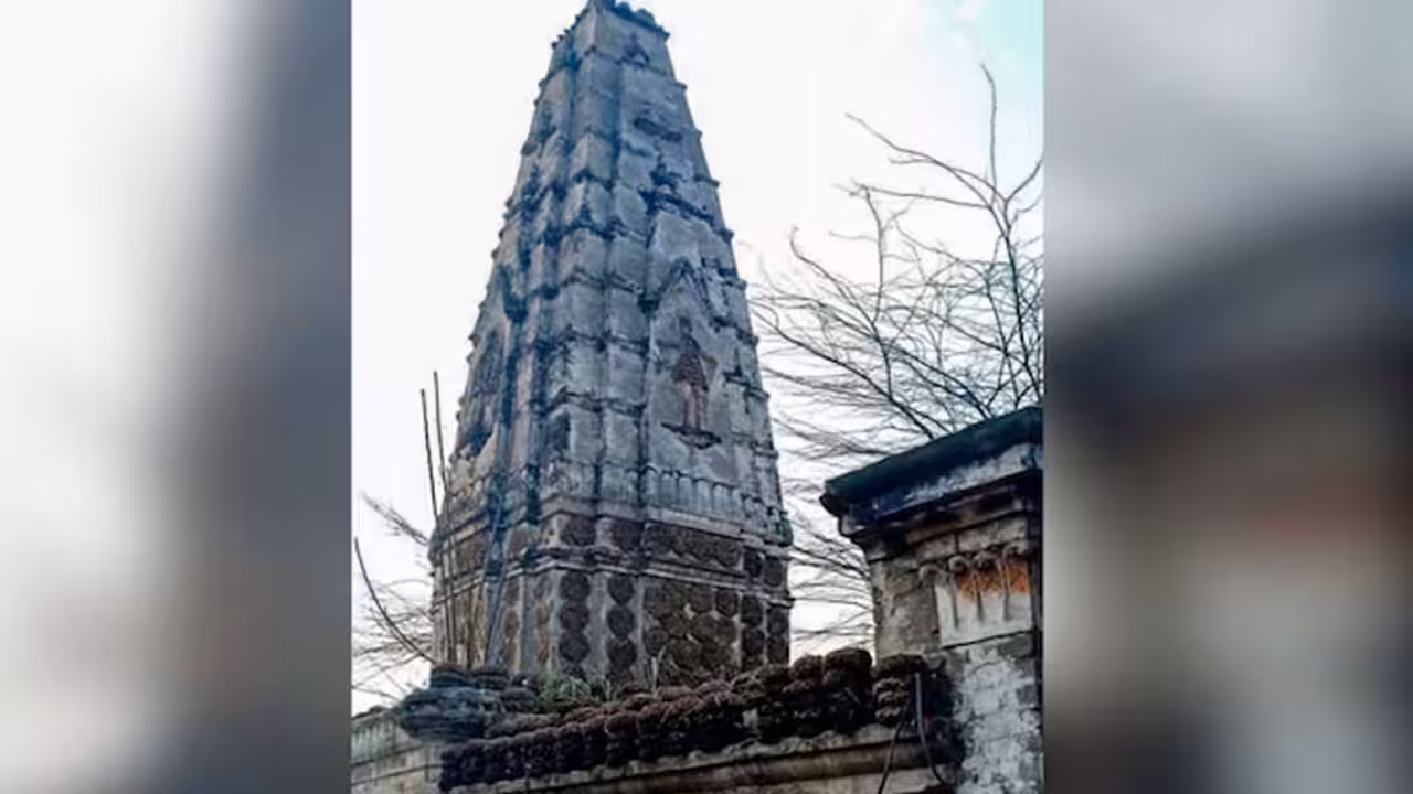 Hindu Temple Demolition | పాక్లో మదర్సా కోసం వందేండ్లనాటి గుడి కూల్చివేత.. ఖండించిన భారత్