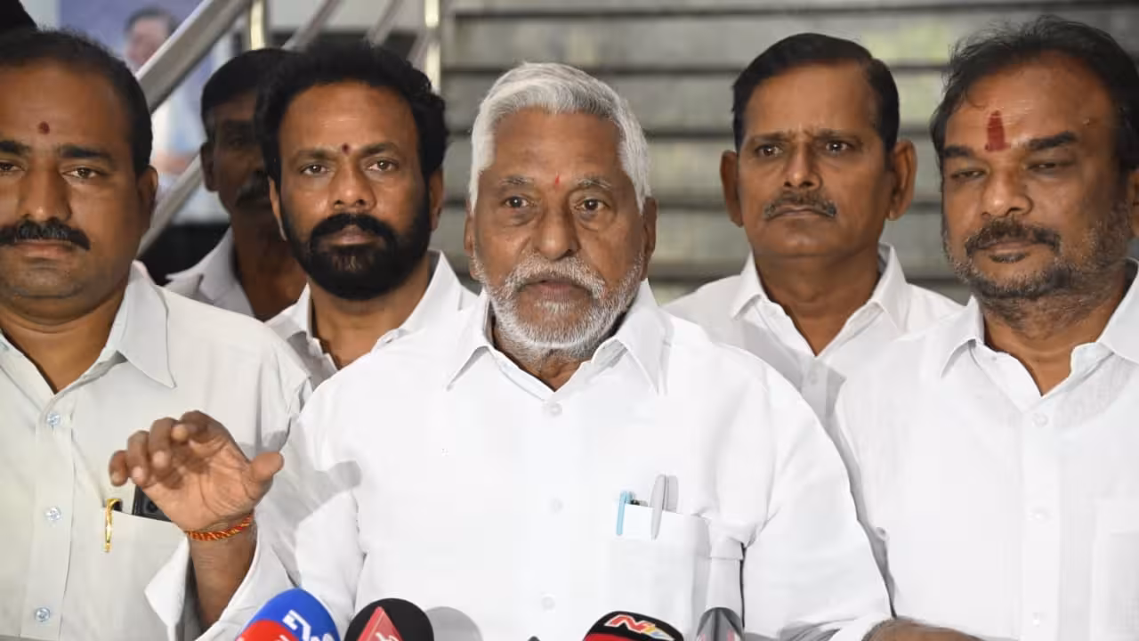 Jeevan Reddy | తెలంగాణకు శనిలా దాపురించారు