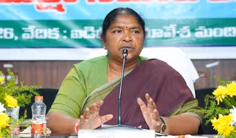 Minister Seethakka | రూ.1000 కోట్లతో 5118 గ్రామ పంచాయతీ భవనాల నిర్మాణం : మంత్రి సీతక్క