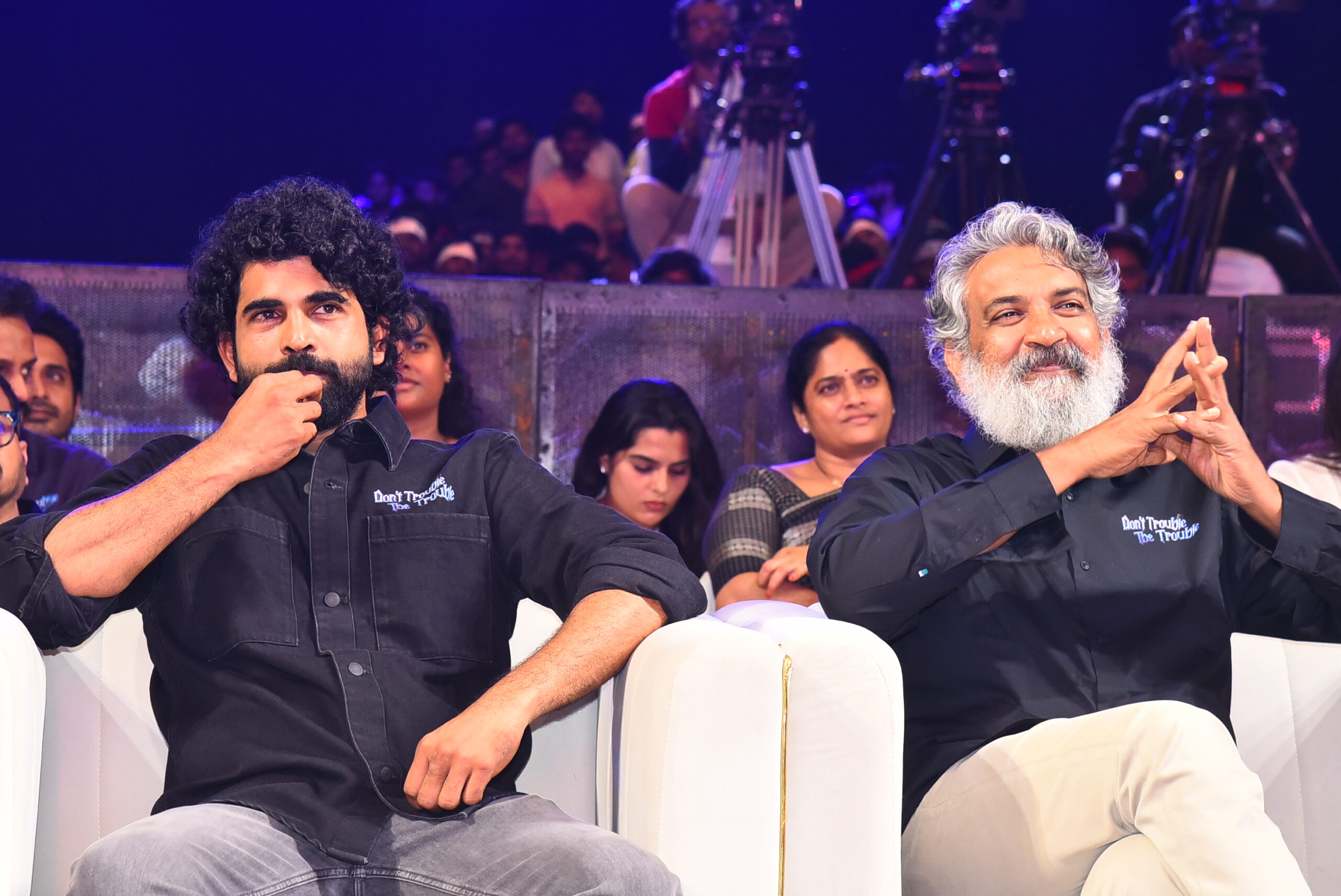 Ntr | డోంట్ ట్రబుల్ ది ట్రబుల్ ప్రీ రిలీజ్ ఈవెంట్ ఫొటోలు – జూనియర్ ఎన్టీఆర్ స్టైలిష్ ఎంట్రీ - Image 7