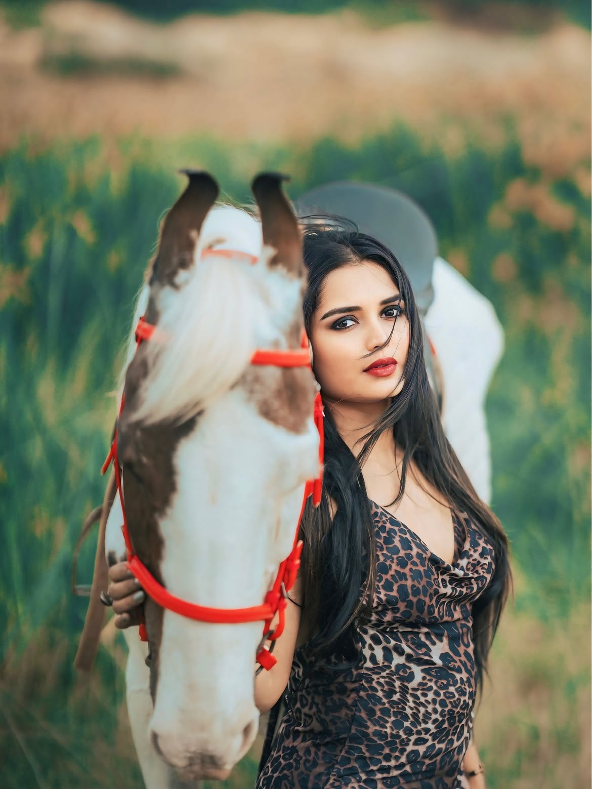 Priyanka Jain | బిగ్బాస్ బ్యూటీ హార్స్ రైడింగ్ – క్యూట్ ఫొటోలపై ఓ లుక్కేయండి! - Image 4