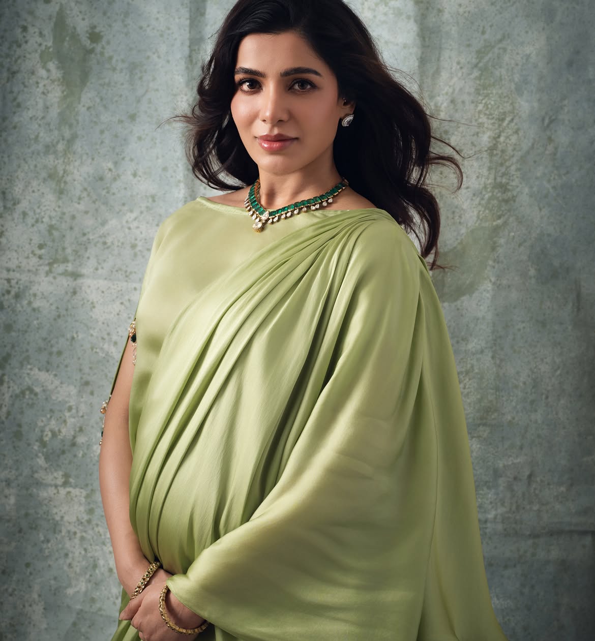 Samantha | జిమ్కు “నో” బ్రేక్ – బేబీ బంప్తో సమంత వర్కవుట్స్ - Image 2