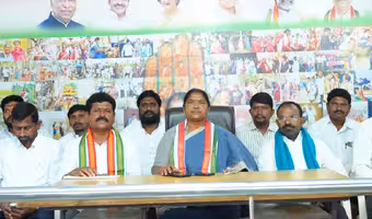 Minister Seethakka | ‘పచ్చ కాంగ్రెస్’ అనడం హాస్యాస్పదం
