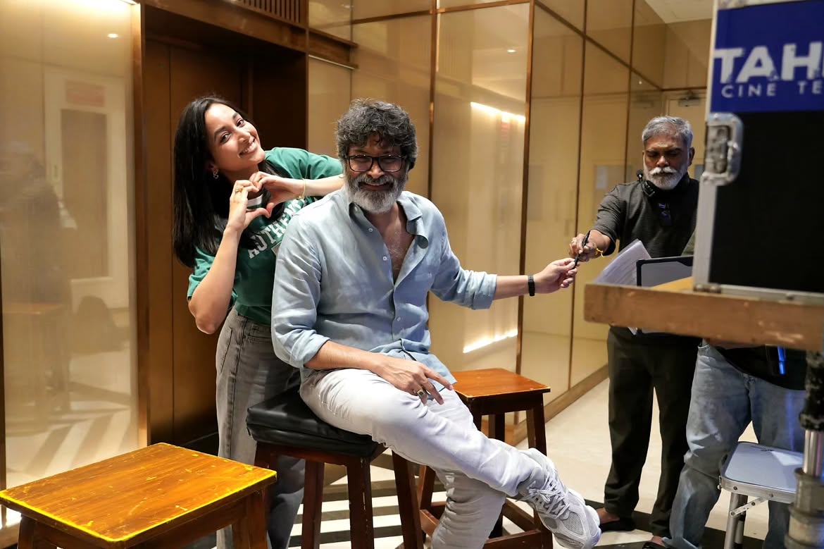 Srinidhi Shetty | పక్కనే హీరోయిన్ – పట్టించుకోని డైరెక్టర్ త్రివిక్రమ్ – ఆదర్శకుటుంబం సెట్స్లో ఏం జరిగిందంటే? - Image 4