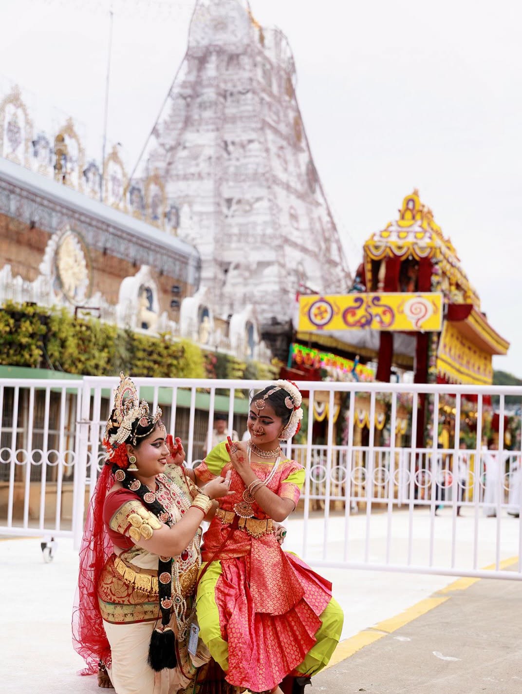 Tirumala Brahmotsavam 2026 | మోహినీ రూపంలో మలయప్ప.. మంత్రముగ్ధులైన భక్తజనం..! ఫొటో గ్యాలరీ - Image 15
