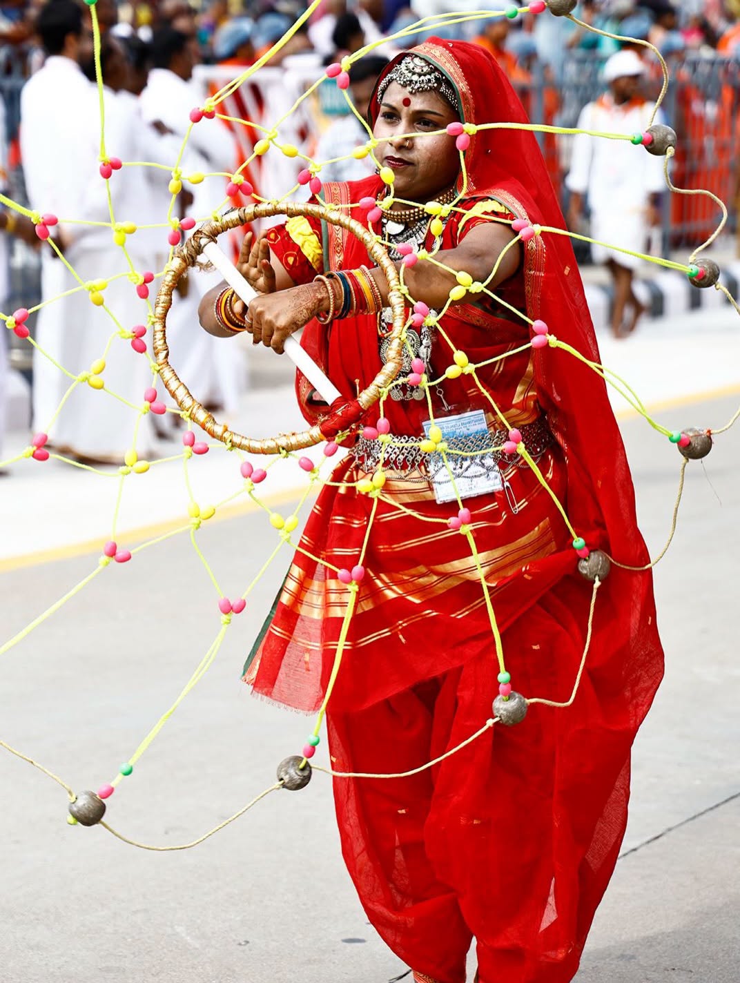 ఉత్సవంలో ఎనిమిది రాష్ట్రాలకు చెందిన 502 మంది కళాకారులు 18 కళారూపాలతో భక్తులను అలరించారు.