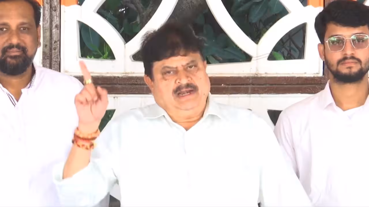 Ramchandar Rao | మీరు రాజకీయాల్లోకి రాకముందు ఆస్తులెన్నో ప్రజలకు చెప్పాలి
