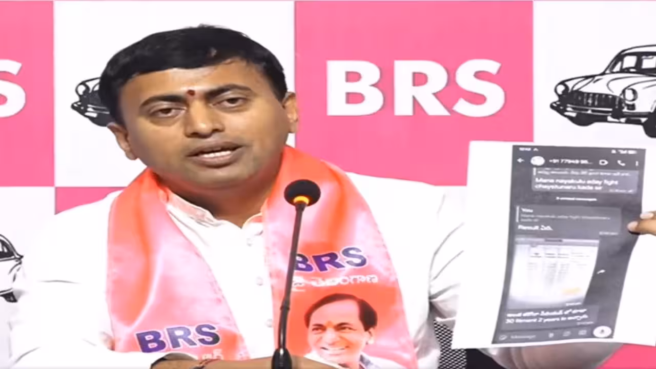 Enugula Rakesh Reddy | రెండు డీఏలు ఇస్తామని ఉద్యోగులను అవమానించారు