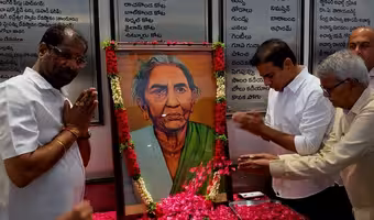 Vaddiraju Ravichandra | నిరంకుశ విధానాల‌ను ఎండ‌గ‌ట్టిన ధీర వ‌నిత.. ఐల‌మ్మ