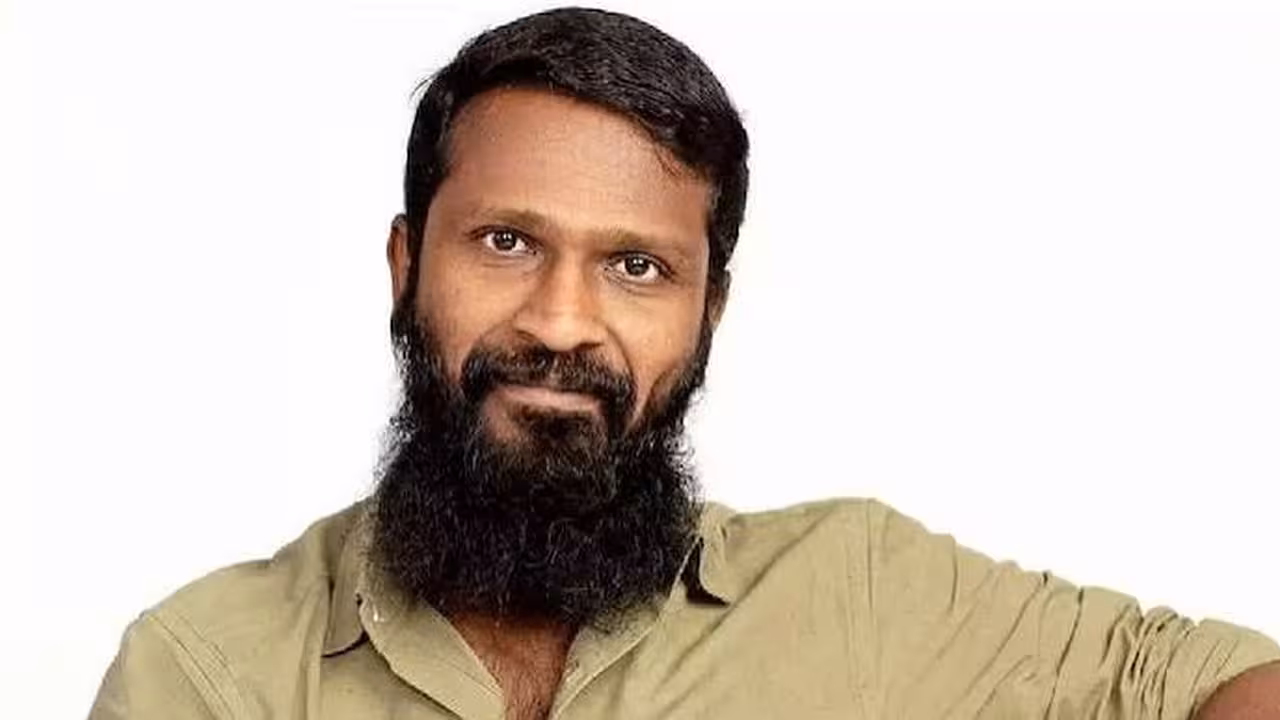 Kollywood | కత్తితో కేక్ కట్ – స్టార్ డైరెక్టర్ బర్త్డే సెలబ్రేషన్స్పై వివాదం